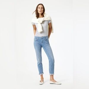 Mavi - never worn, boyfriend jeans in light wash